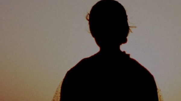 এক নারী বলছেন তাকে ধর্ষণকারীরা ছাড়েনি তার মেয়েকেও